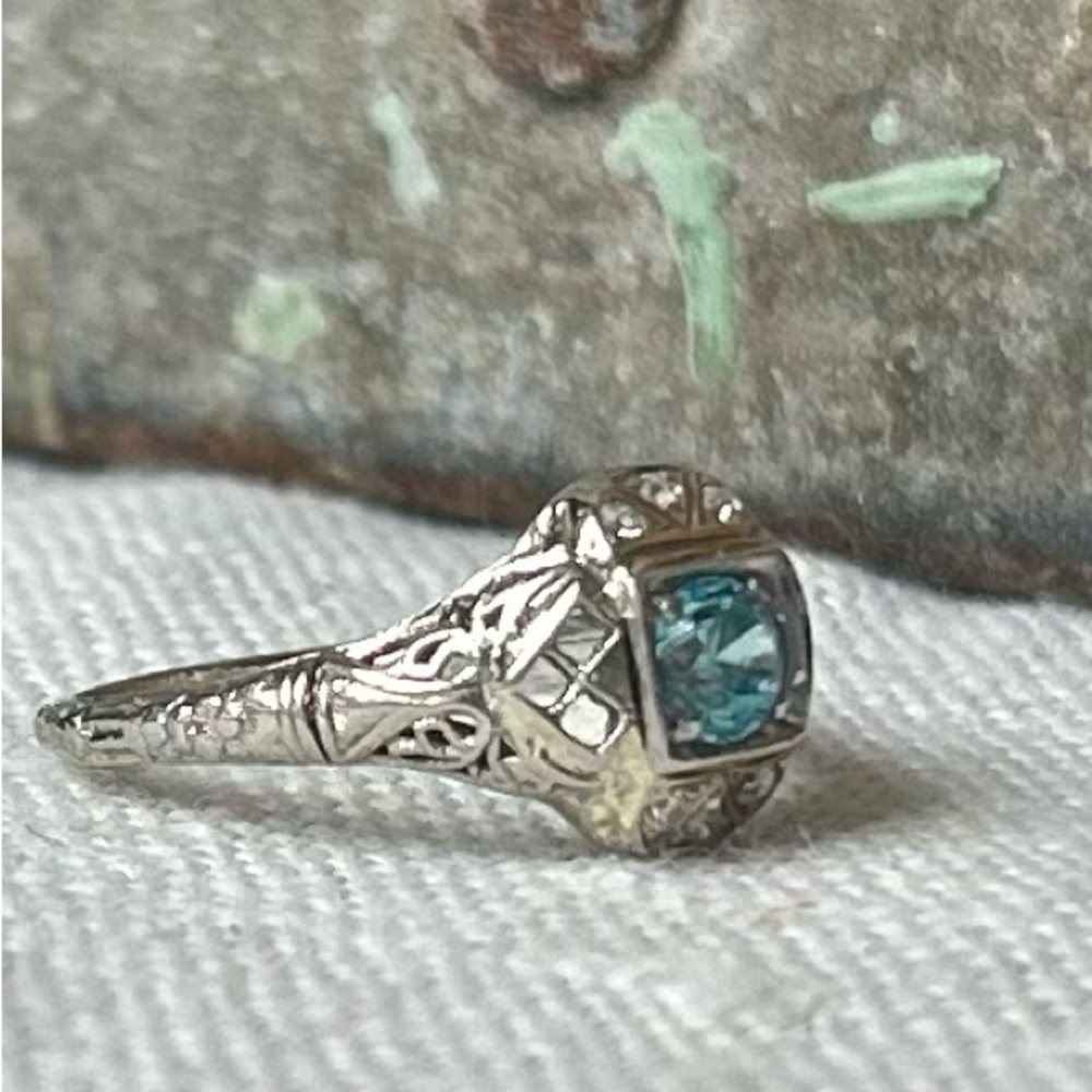Antique 18k Ring